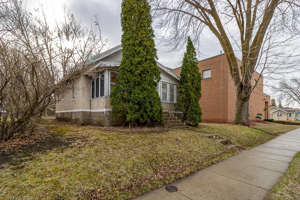 115 N Lexington Avenue Le Center MN 56057