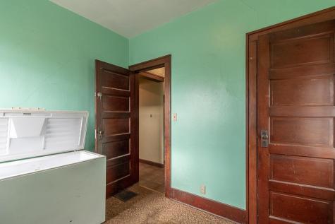 115 N Lexington Avenue Le Center MN 56057