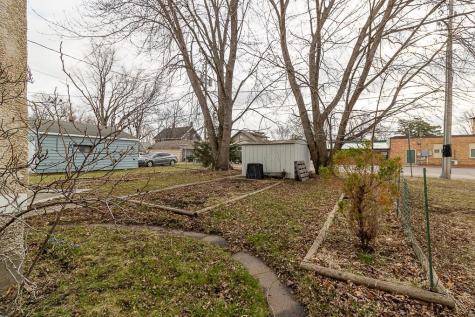 115 N Lexington Avenue Le Center MN 56057