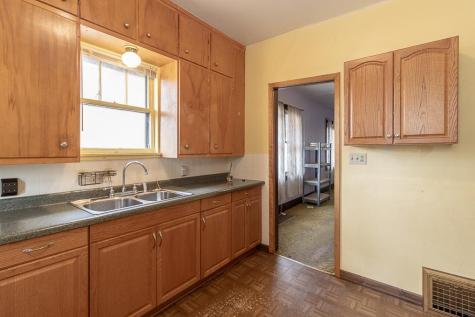 115 N Lexington Avenue Le Center MN 56057