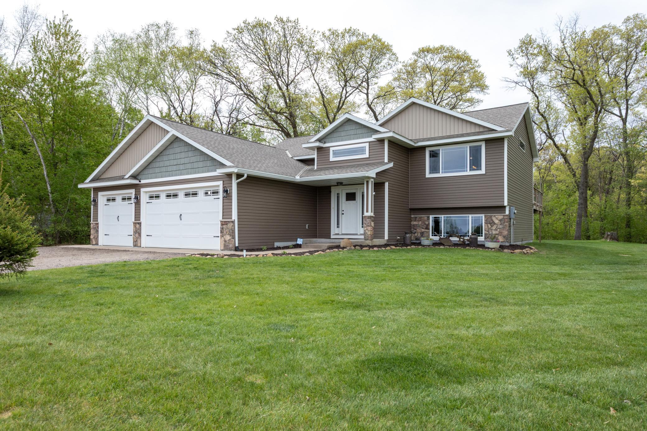 7956 325th Avenue NW Princeton MN 55371