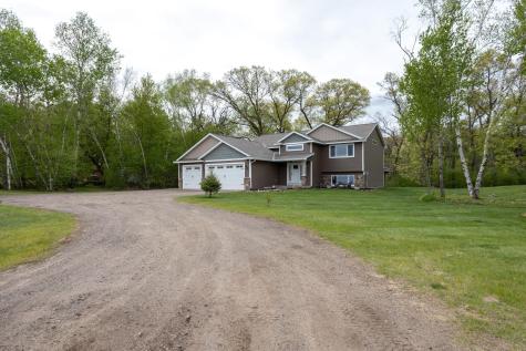 7956 325th Avenue NW Princeton MN 55371