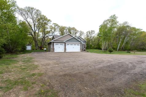 7956 325th Avenue NW Princeton MN 55371