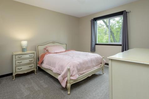 7956 325th Avenue NW Princeton MN 55371