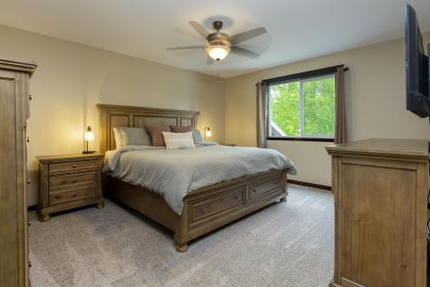 7956 325th Avenue NW Princeton MN 55371
