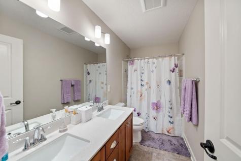 9830 Glacial Valley Alcove Woodbury MN 55129