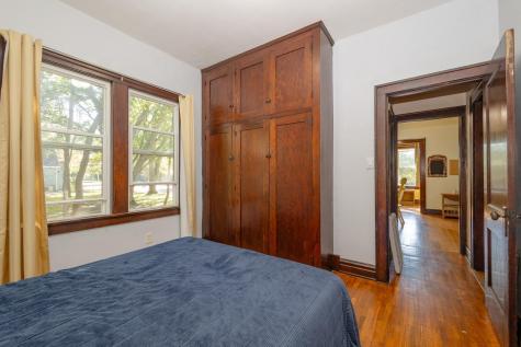 1017 Hawthorne Street Alexandria MN 56308