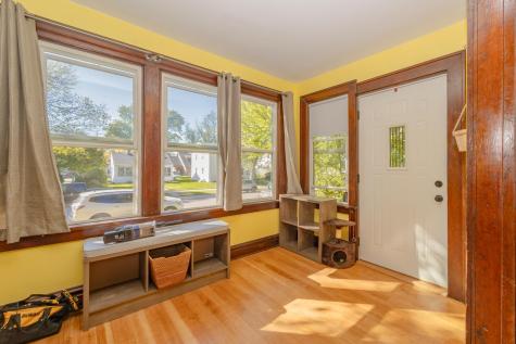 1017 Hawthorne Street Alexandria MN 56308