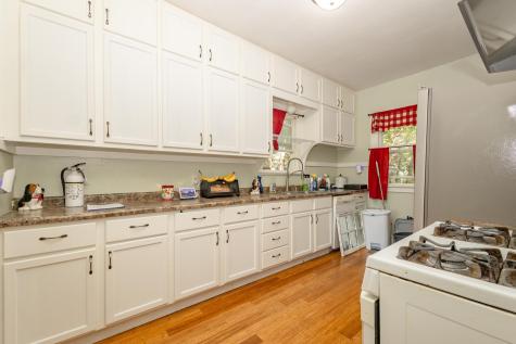 1017 Hawthorne Street Alexandria MN 56308