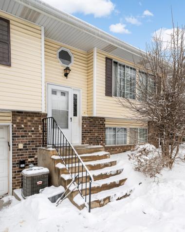 4467 Clover Lane Eagan MN 55122