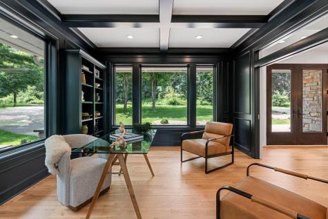 9 Red Forest Way North Oaks MN 55127