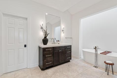 9 Red Forest Way North Oaks MN 55127