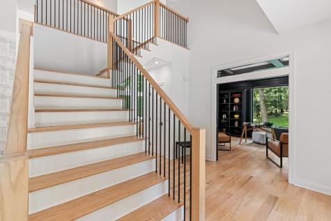 9 Red Forest Way North Oaks MN 55127