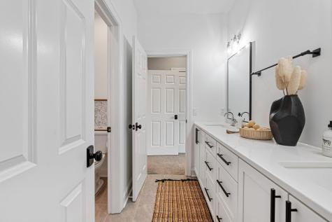 9 Red Forest Way North Oaks MN 55127