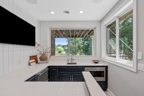 9 Red Forest Way North Oaks MN 55127