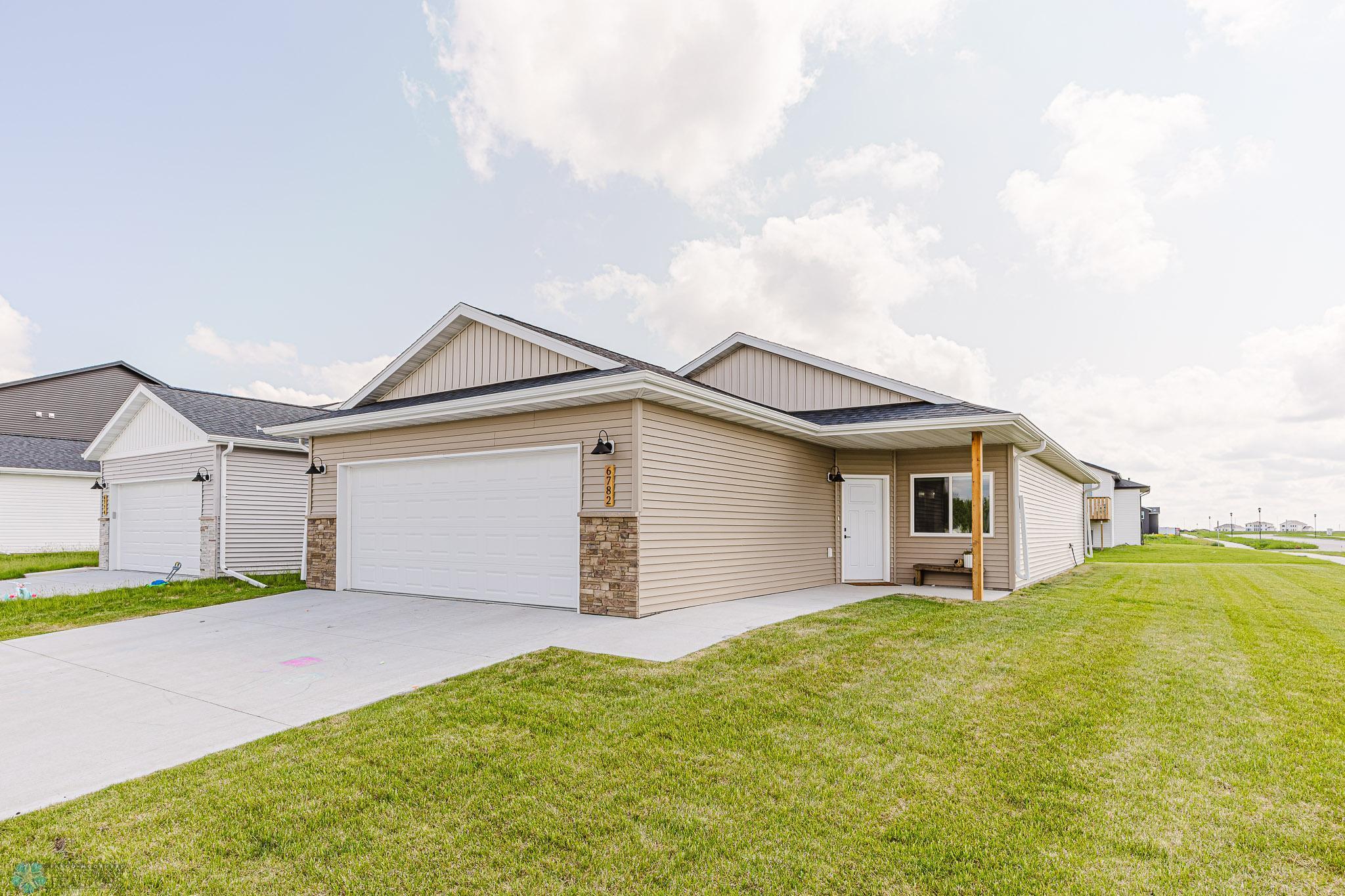 6782 68th Street S Horace ND 58047
