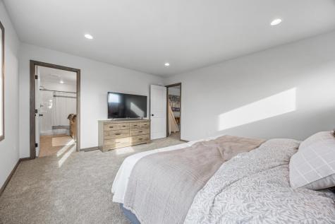 967 61st Avenue W West Fargo ND 58078