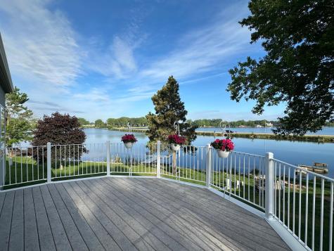 1976 Bay Street Worthington MN 56187