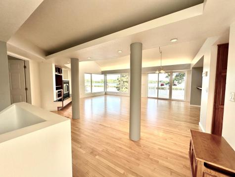1976 Bay Street Worthington MN 56187