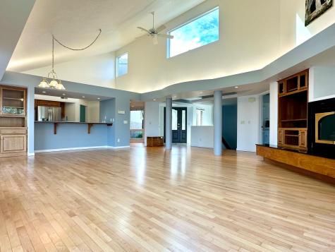 1976 Bay Street Worthington MN 56187
