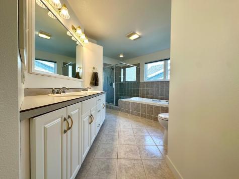 1976 Bay Street Worthington MN 56187