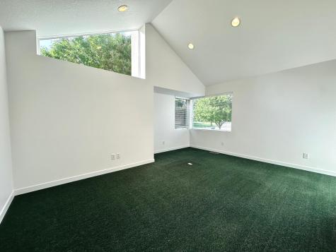 1976 Bay Street Worthington MN 56187