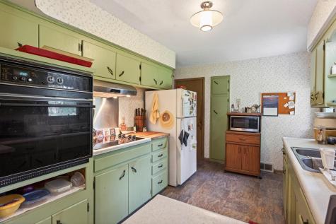 3104 Mildred Drive Roseville MN 55113