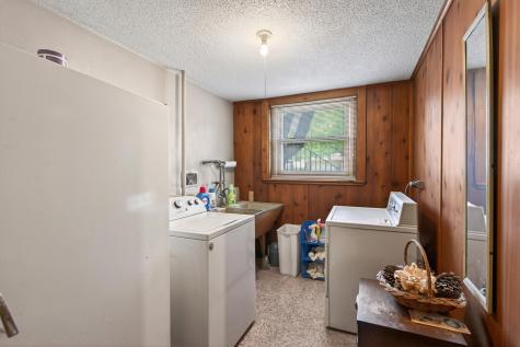 3104 Mildred Drive Roseville MN 55113