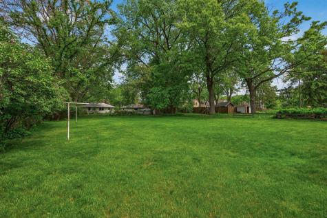 3104 Mildred Drive Roseville MN 55113