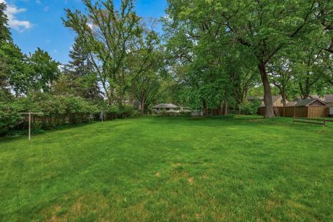 3104 Mildred Drive Roseville MN 55113