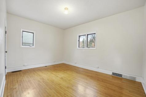 1322 9th Avenue S Fargo ND 58103