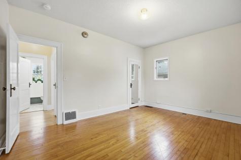 1322 9th Avenue S Fargo ND 58103