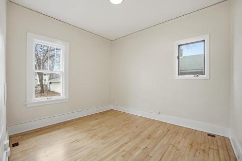 1322 9th Avenue S Fargo ND 58103