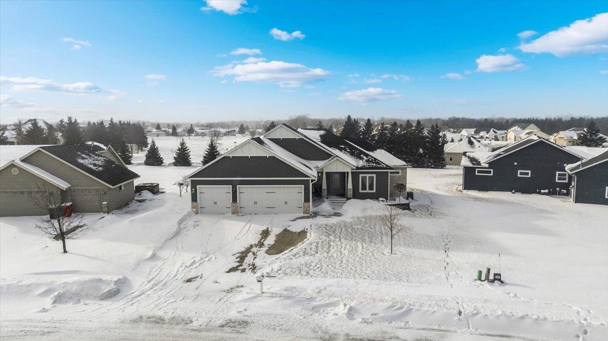 1006 Curt Felt Drive Alexandria MN 56308