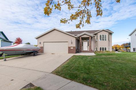 1522 Baywood Drive West Fargo ND 58078