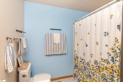 1522 Baywood Drive West Fargo ND 58078