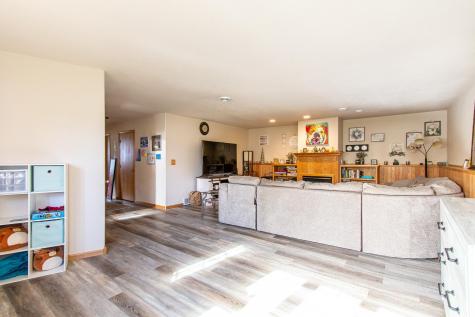 1522 Baywood Drive West Fargo ND 58078