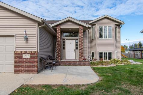 1522 Baywood Drive West Fargo ND 58078