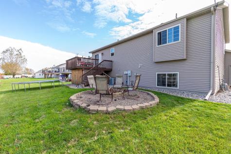 1522 Baywood Drive West Fargo ND 58078