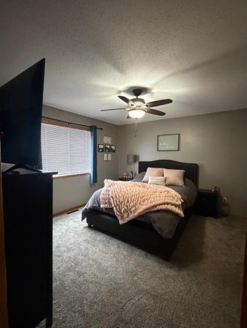 1006 Oak Place West Fargo ND 58078