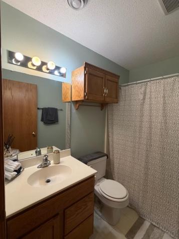 1006 Oak Place West Fargo ND 58078