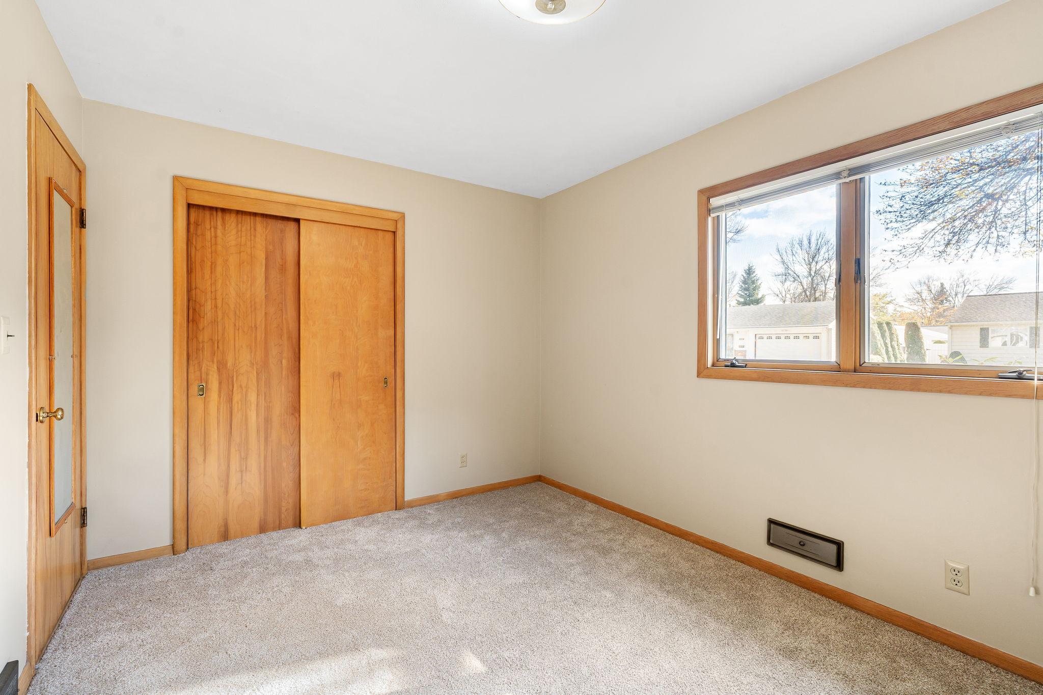 313 Glenn Road Albert Lea MN 56007