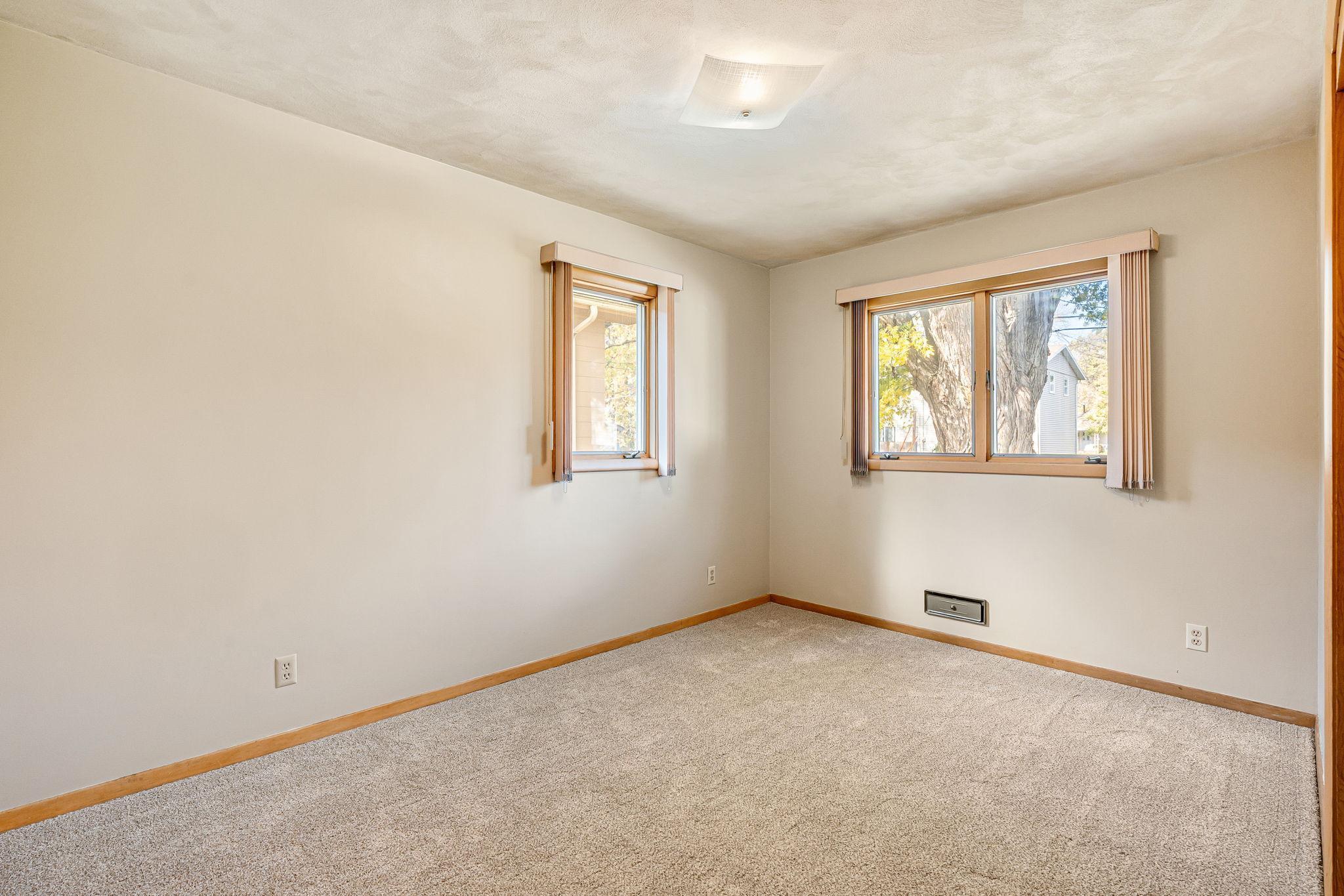 313 Glenn Road Albert Lea MN 56007