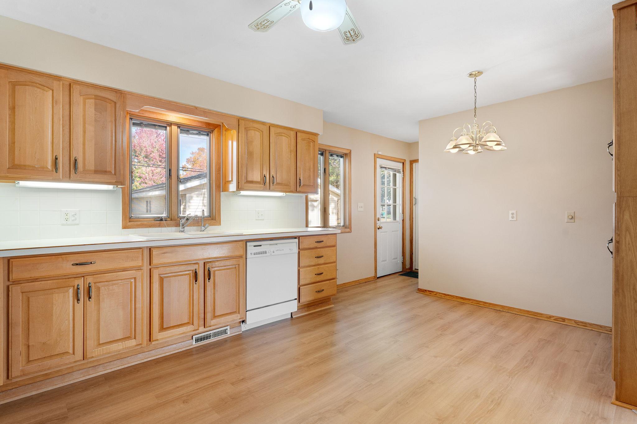 313 Glenn Road Albert Lea MN 56007