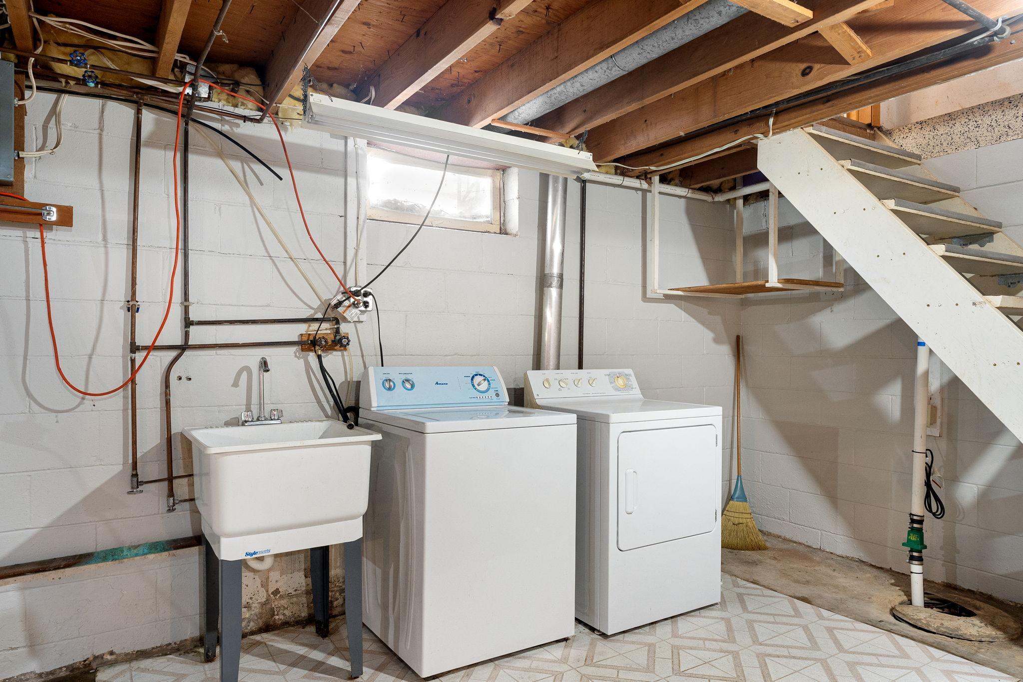 313 Glenn Road Albert Lea MN 56007