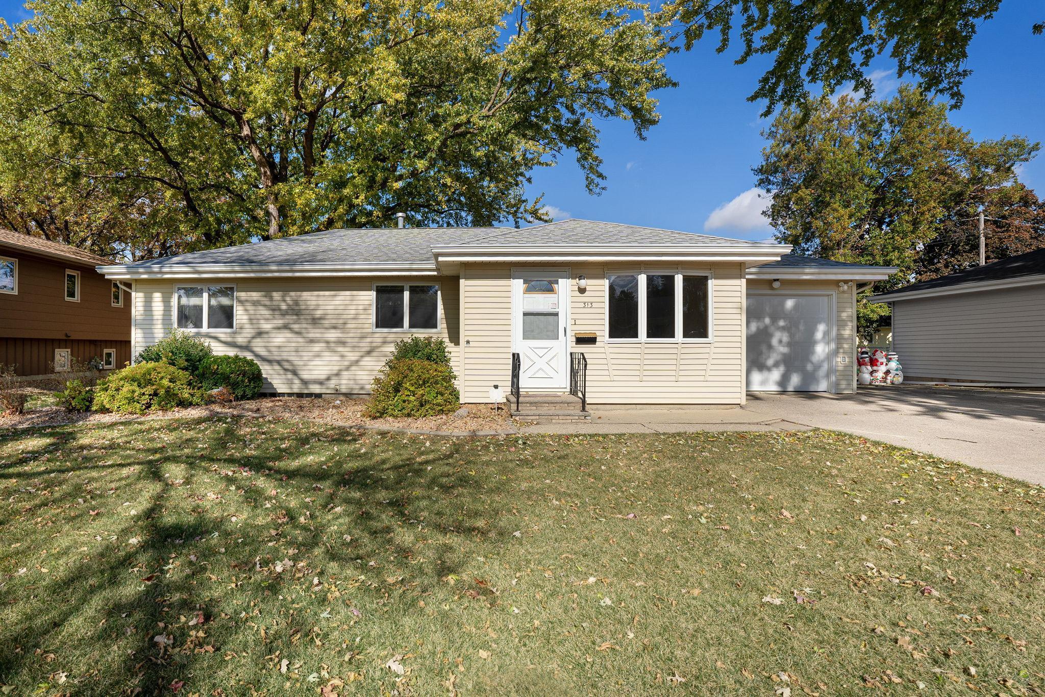 313 Glenn Road Albert Lea MN 56007
