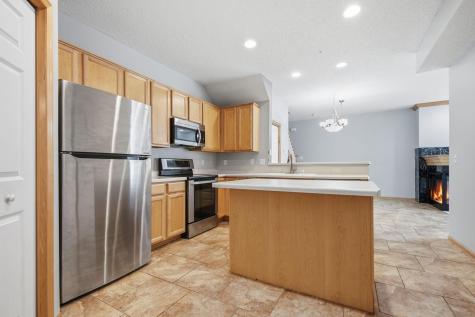 857 Braunworth Court Chaska MN 55318