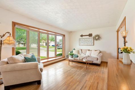 2106 6th Avenue NE Austin MN 55912