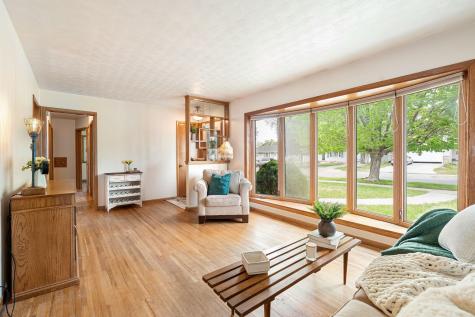 2106 6th Avenue NE Austin MN 55912
