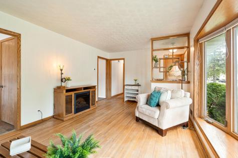 2106 6th Avenue NE Austin MN 55912